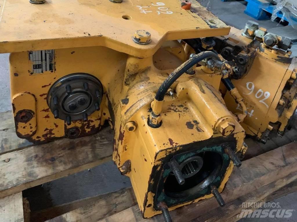 Liebherr 902 Gear