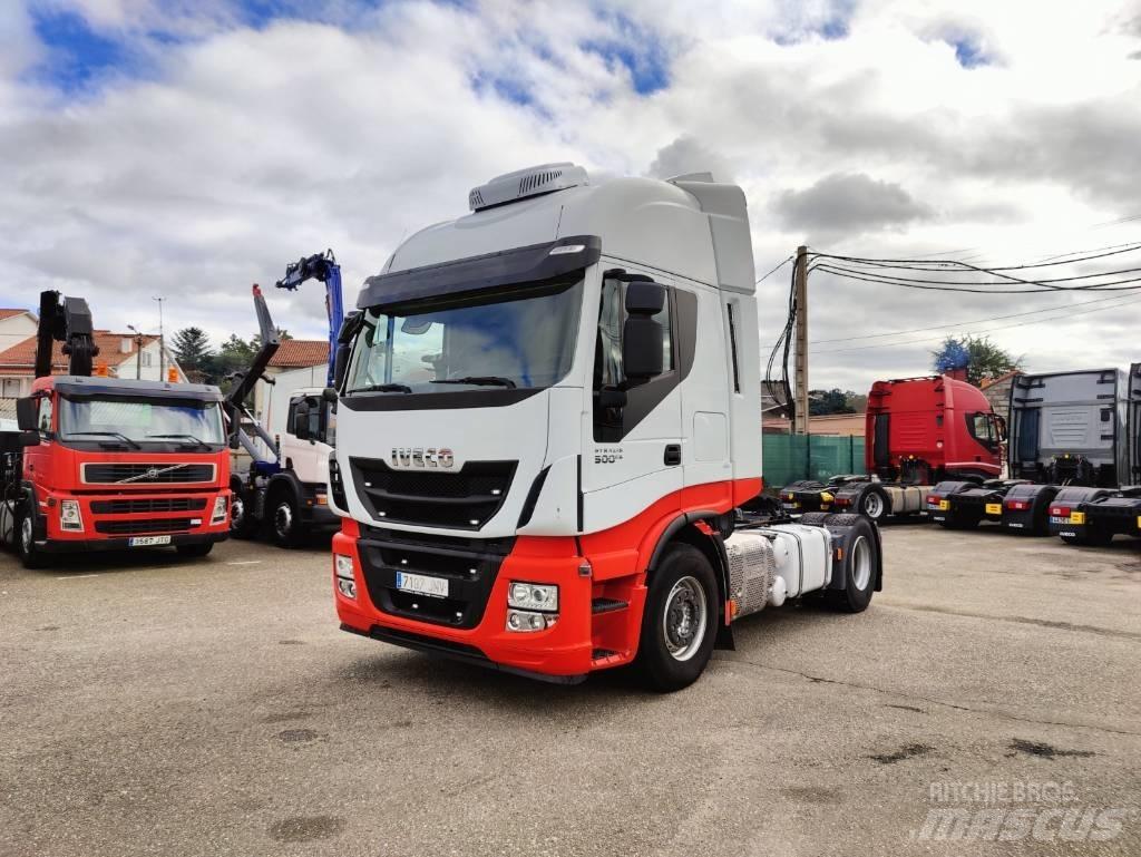 Iveco AS 440 S50 Trækkere