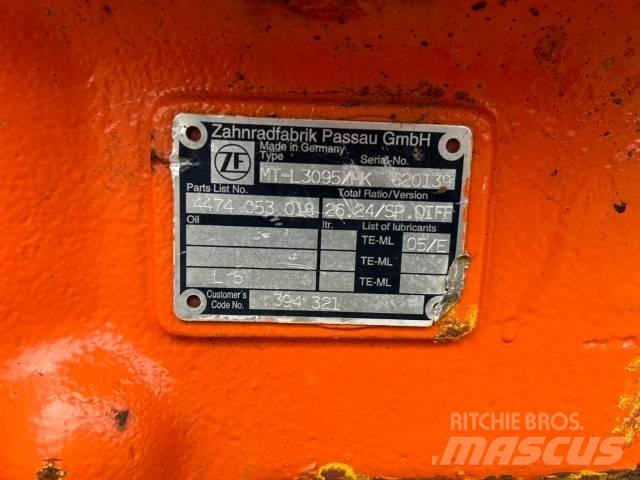 Hitachi Drive Axle Aksler