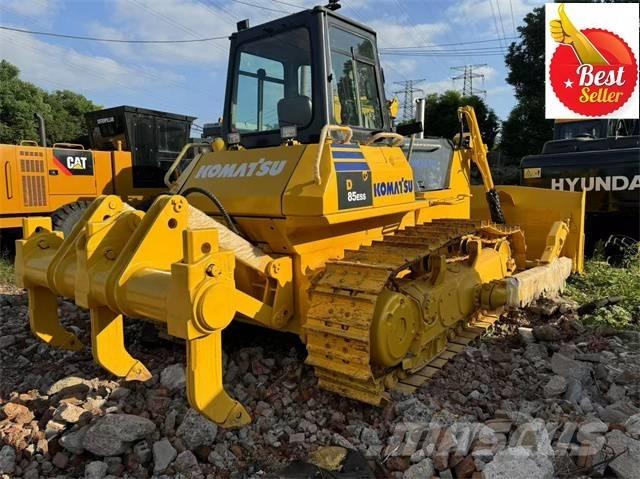 Komatsu D 85 EX Bulldozer på larvebånd