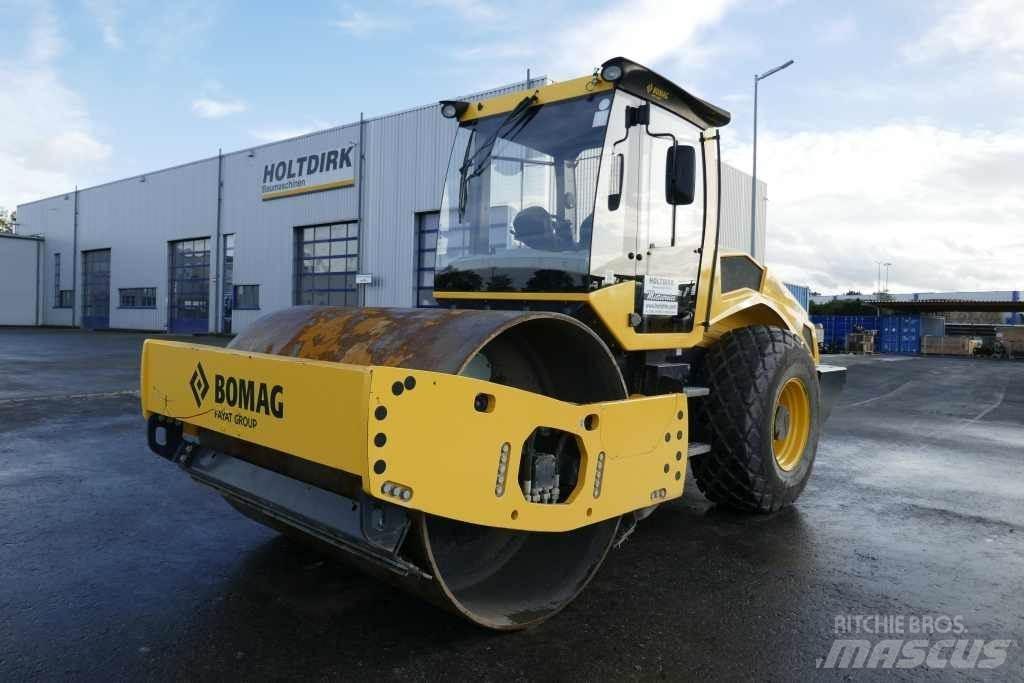 Bomag BW 213 D-5 Jordvibrationstromler