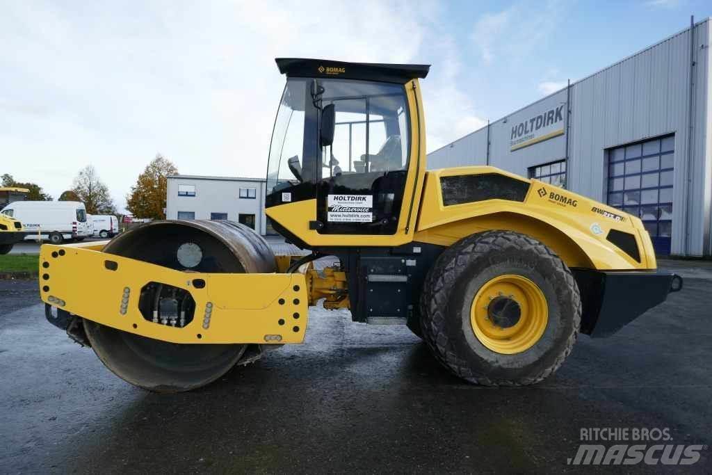 Bomag BW 213 D-5 Jordvibrationstromler