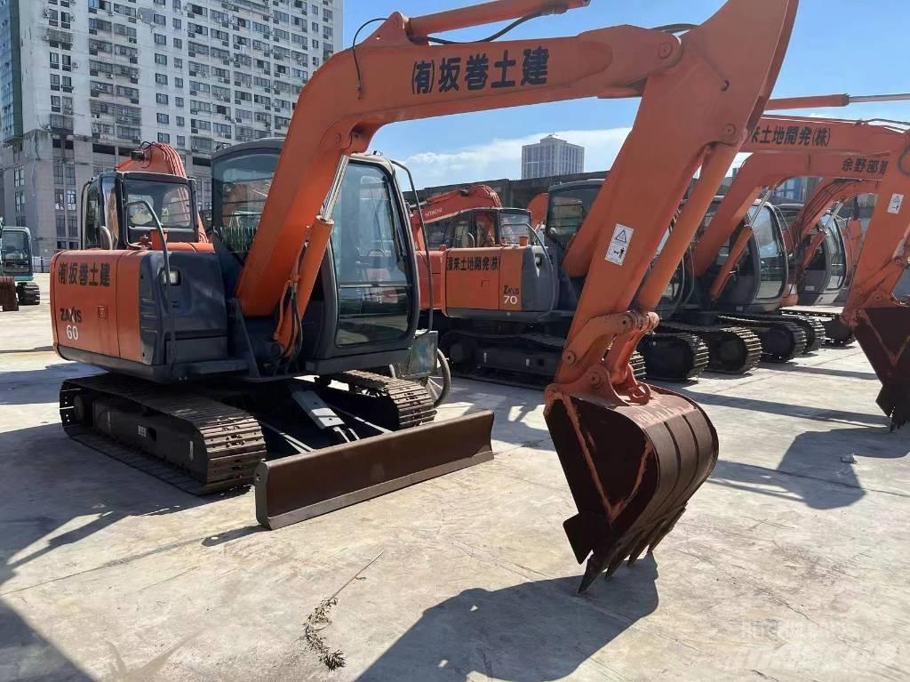 Hitachi ZX 60 Gravemaskiner på larvebånd