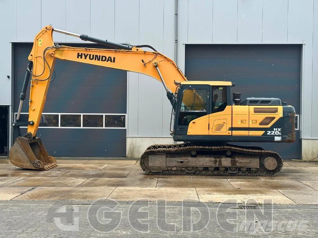 Hyundai HX220L Gravemaskiner på larvebånd