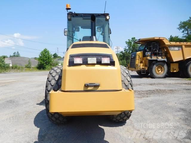 CAT CS 74 Enkelt tromle