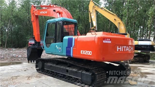 Hitachi EX200-3 Gravemaskiner på larvebånd