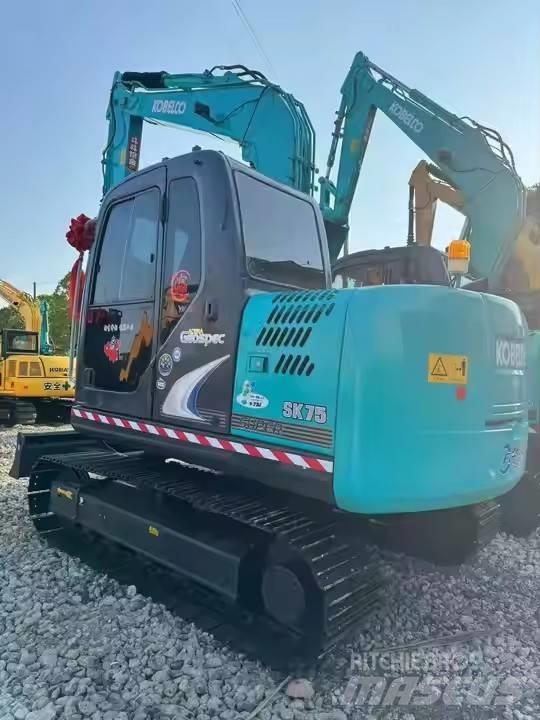 Kobelco SK 75 Gravemaskiner på larvebånd