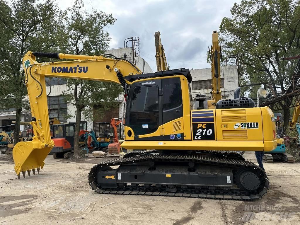Komatsu PC 210-8 Gravemaskiner på larvebånd