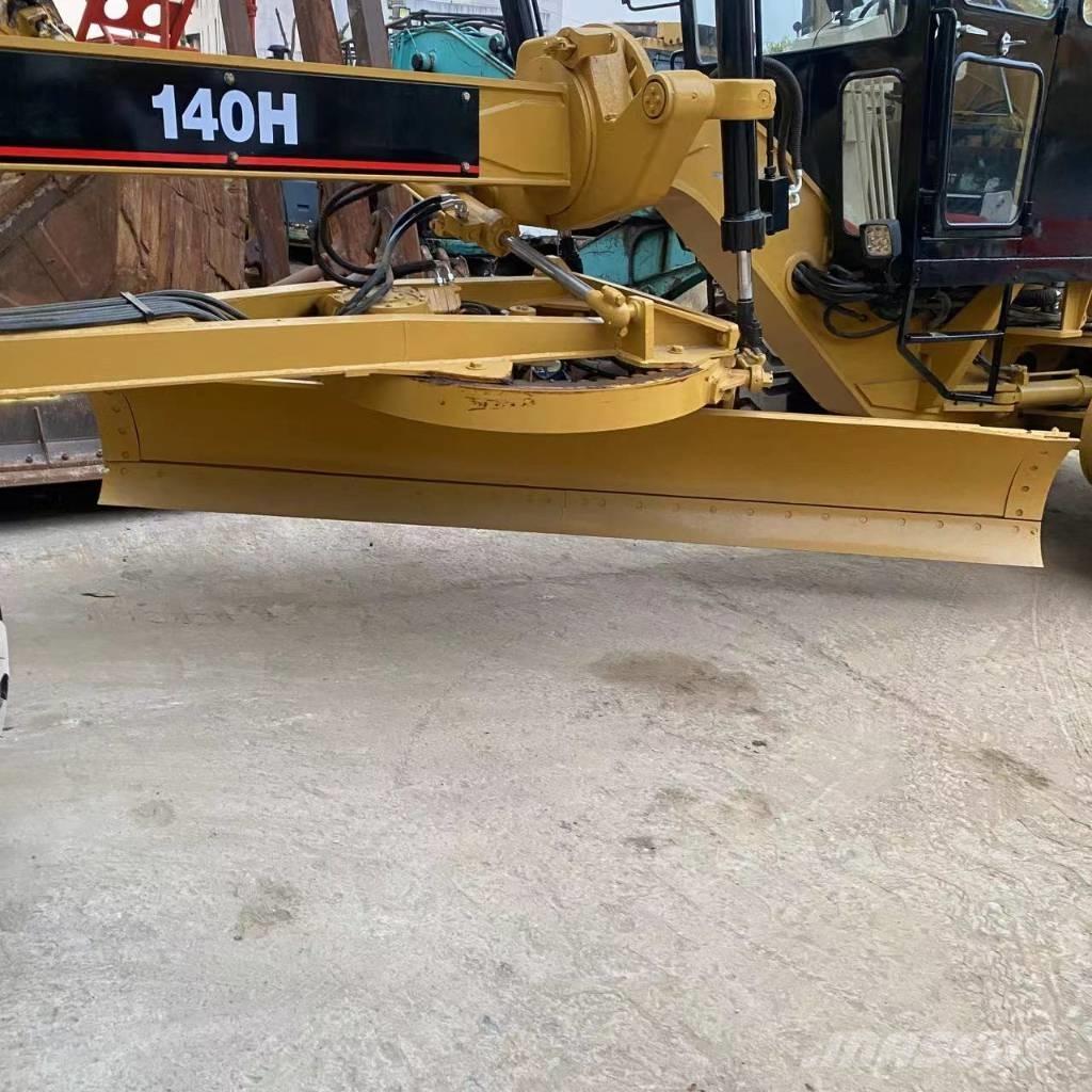 CAT 140 H Vejhøvle / Gradere