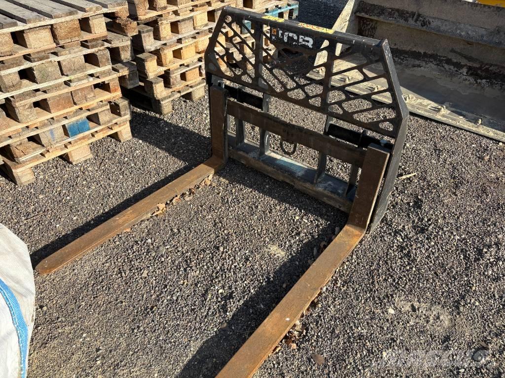 JCB 250 T4 Minilæsser - knækstyret