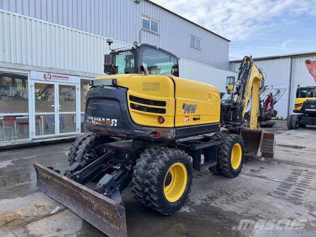 Yanmar B95W (40810) Gravemaskiner på hjul