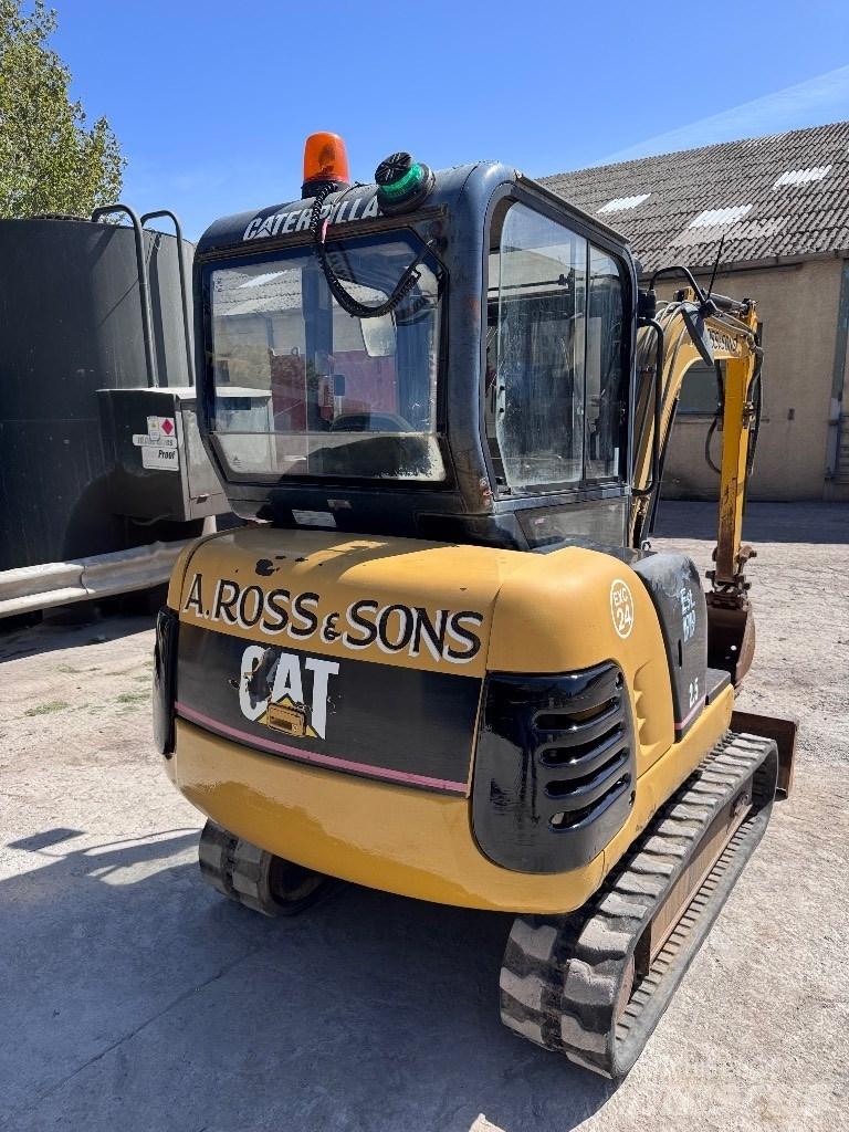 CAT 302.5 Minigravemaskiner