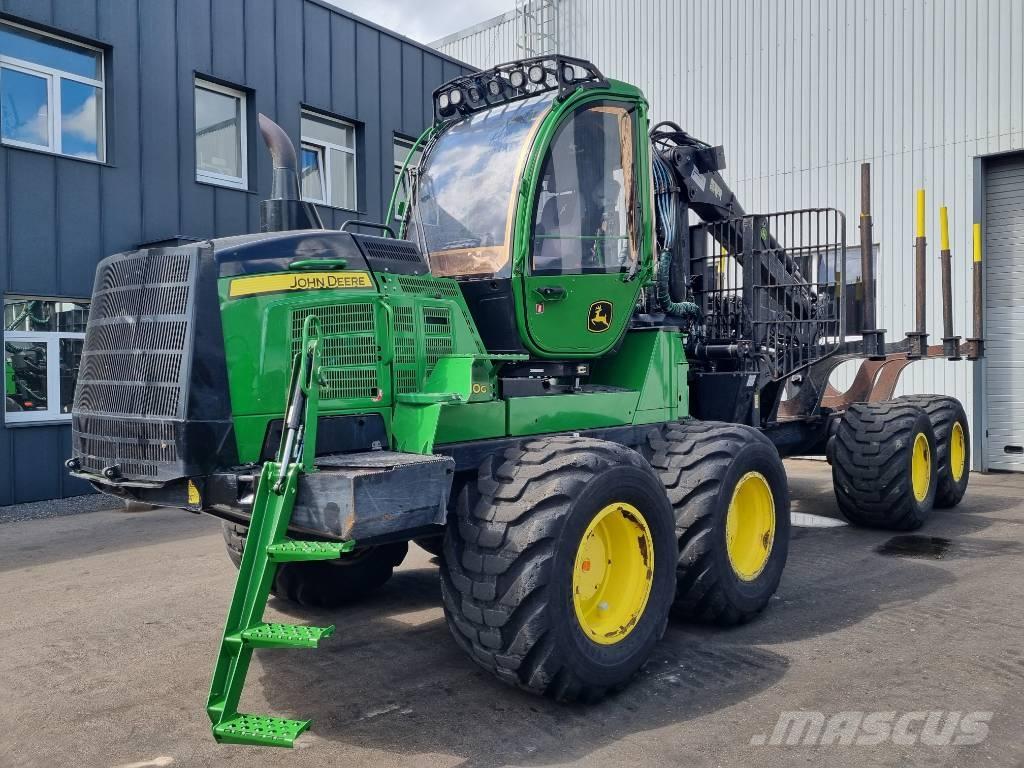 John Deere 1510 G Udkørselsmaskiner