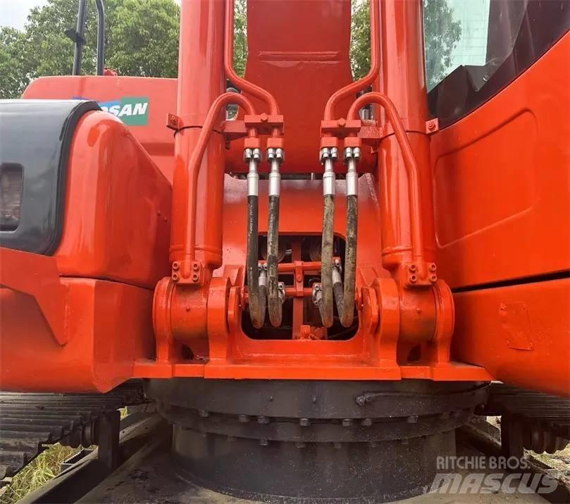 Doosan DX225LC-9C Gravemaskiner på larvebånd