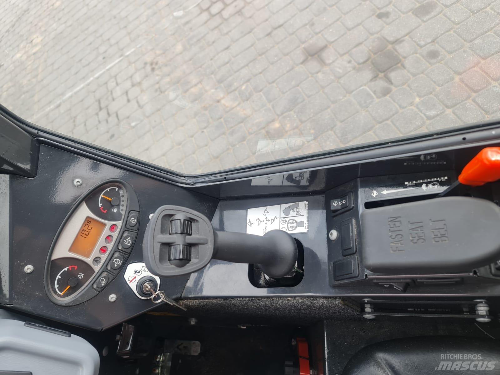 Bobcat L28 Minilæsser - knækstyret