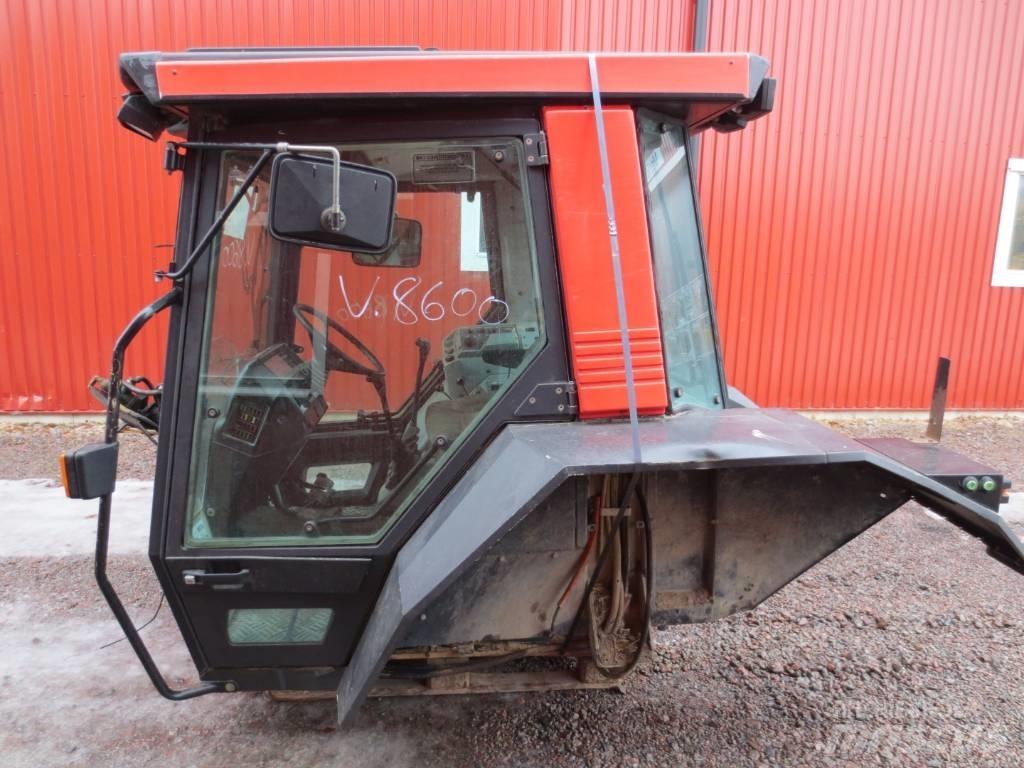 Valmet 8600 Kabiner og interiør