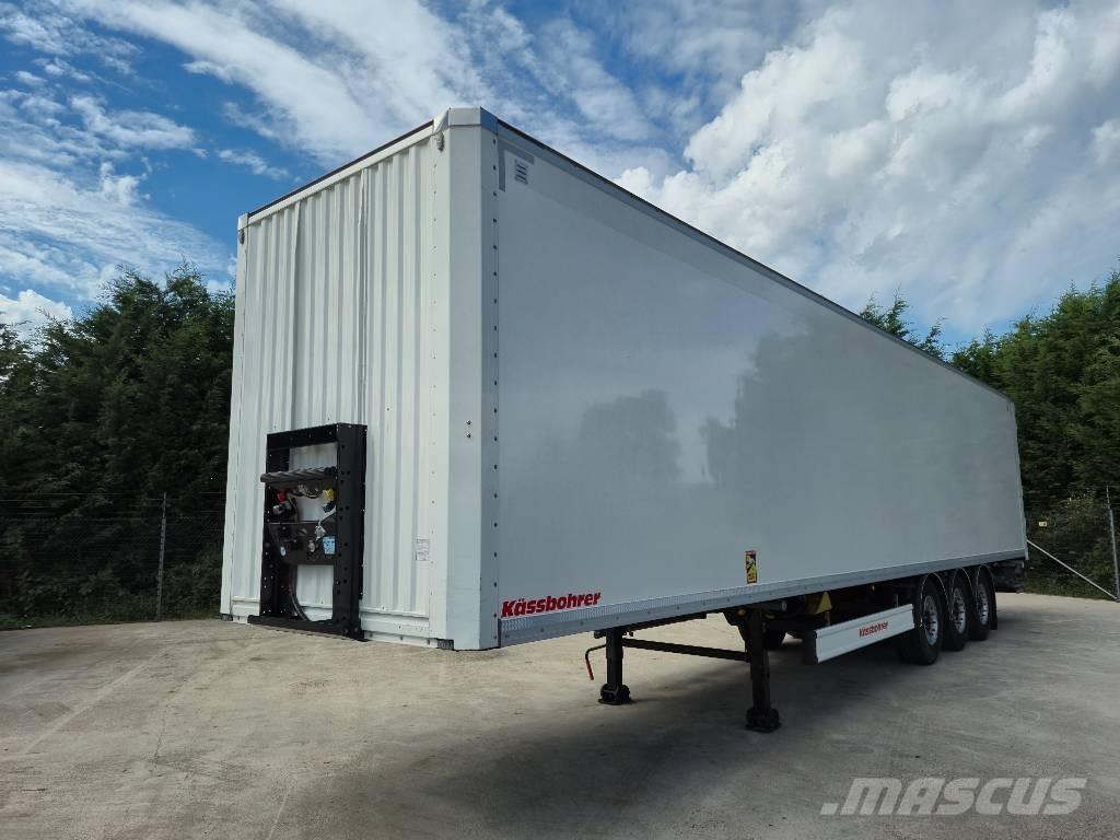 Kässbohrer Maxima Semi-trailer med fast kasse