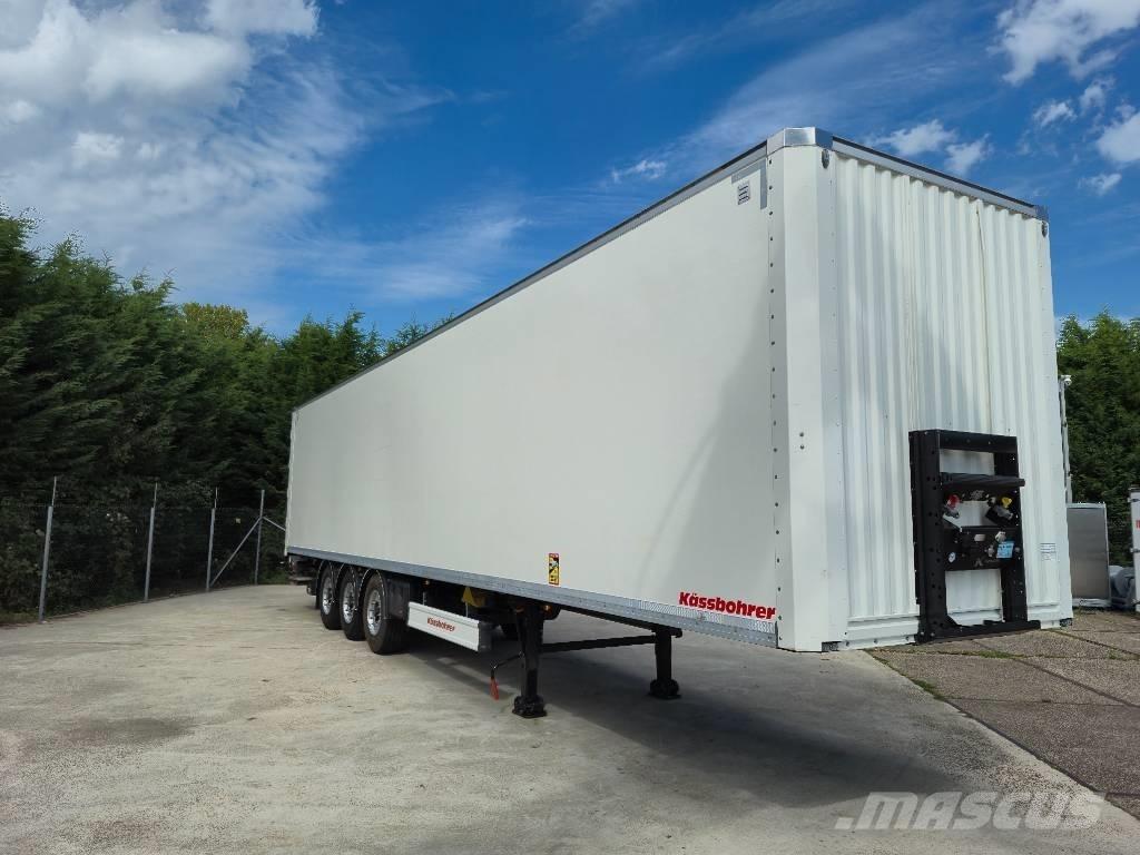 Kässbohrer Maxima Semi-trailer med fast kasse