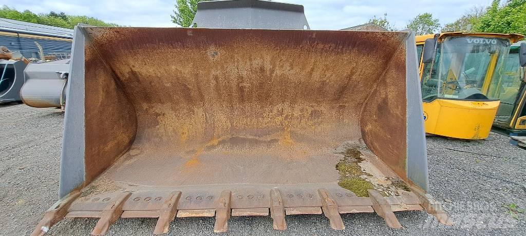 Volvo L 220 H Læssemaskiner på hjul