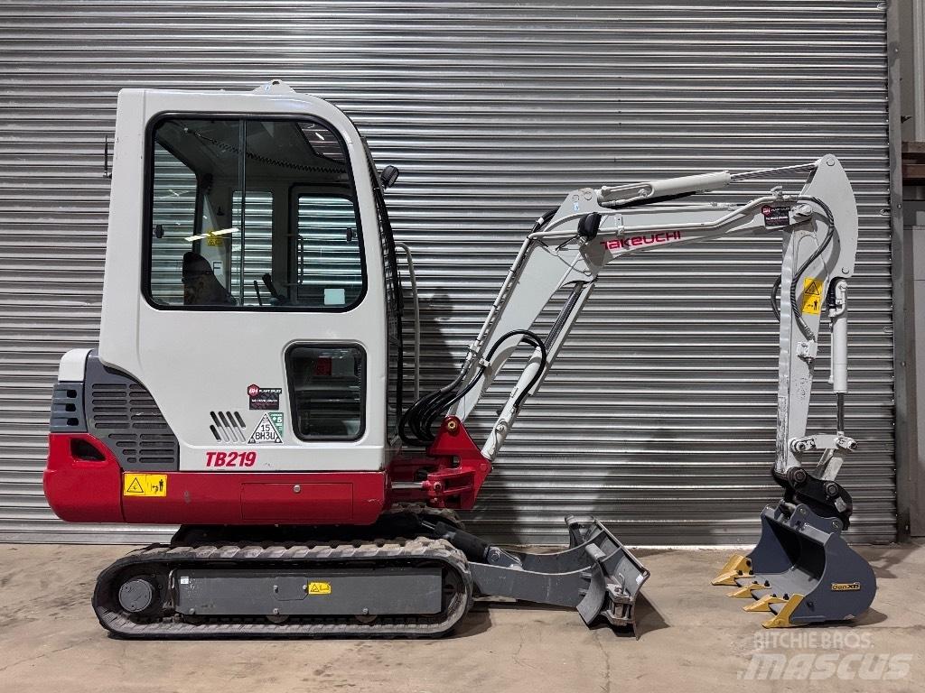 Takeuchi TB 219 Minigravemaskiner