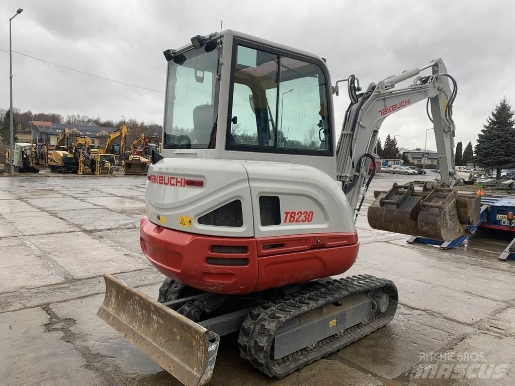 Takeuchi TB230 V3 Minigravemaskiner