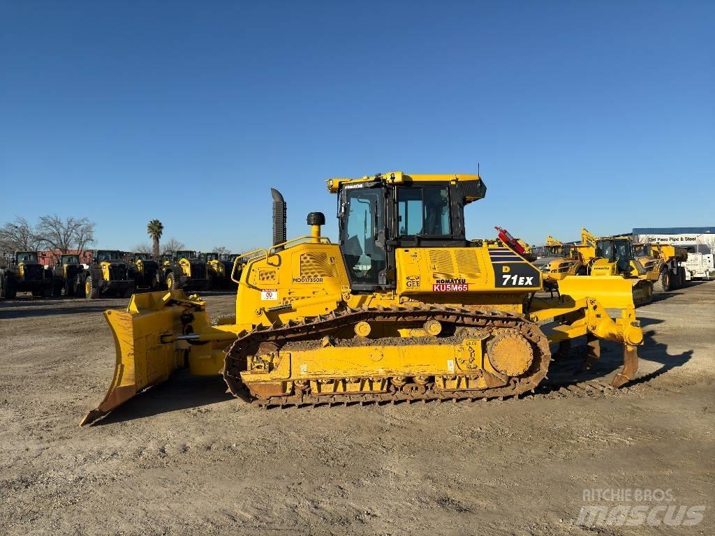Komatsu D71EX-24 Bulldozer på larvebånd