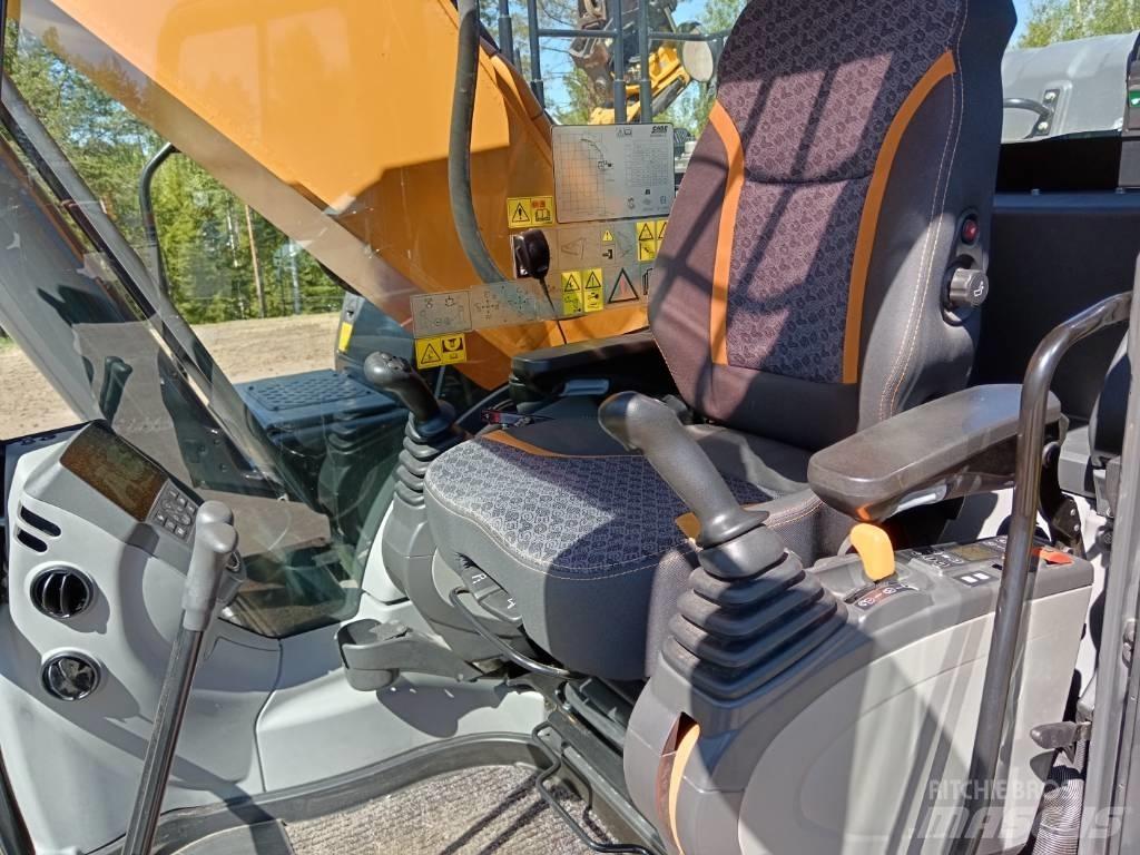 CASE CX 300 D Gravemaskiner på larvebånd