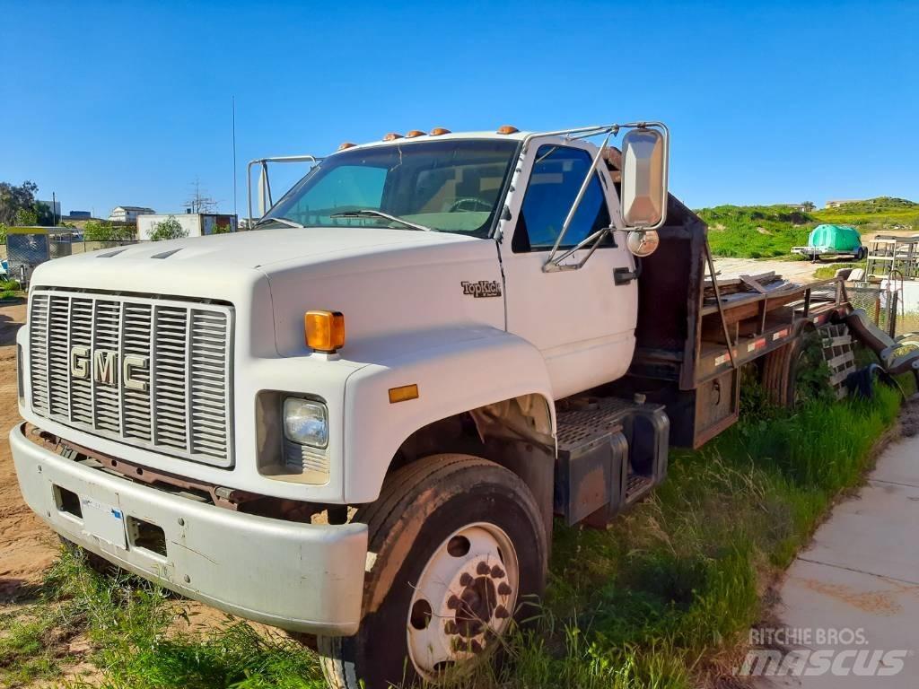 GMC C 7 Lastbil med lad/Flatbed