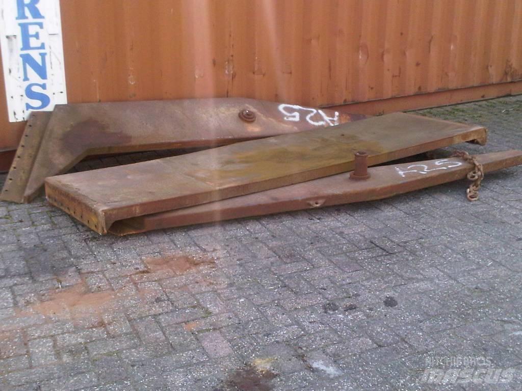 Volvo A25 tailgates Chassis og suspension