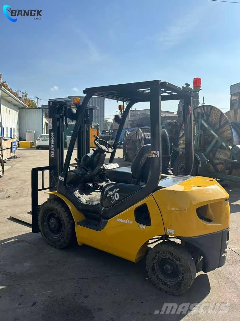 Komatsu FD 30 T-17 Diesel gaffeltrucks