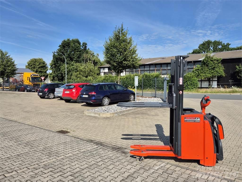 Linde L16APi Gaffelstabler med gående fører