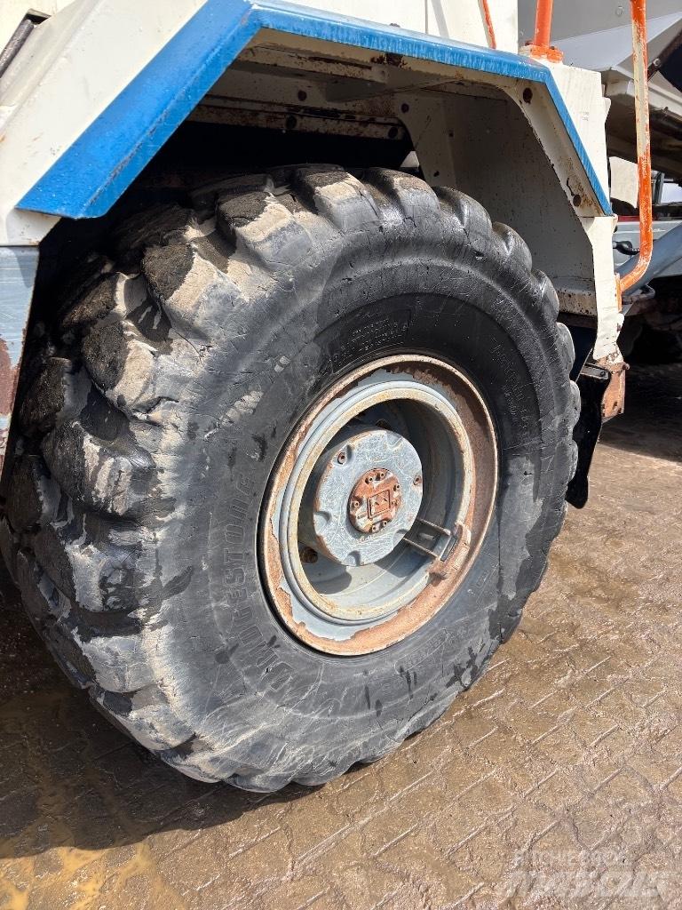 Terex TA 300 Terrængående lastbiler