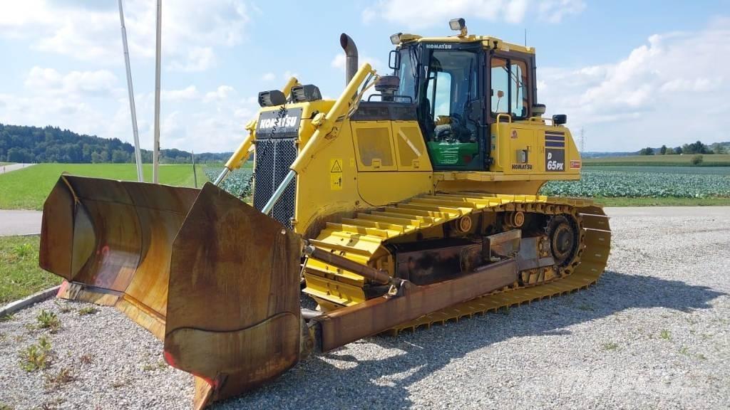 Komatsu D 65 PX-18 Bulldozer på larvebånd