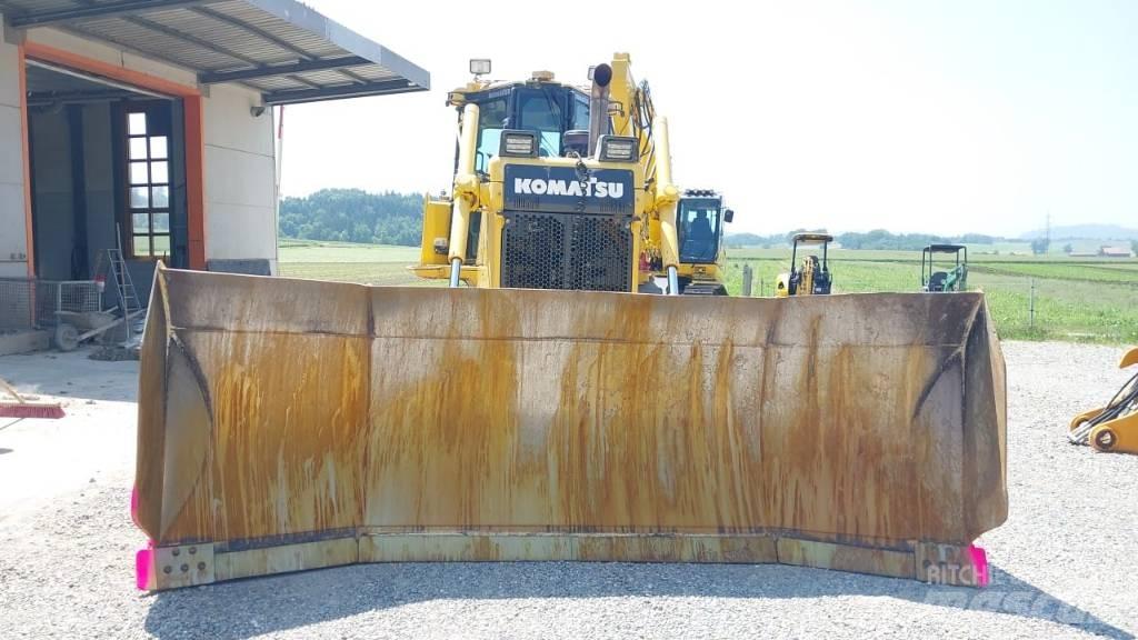 Komatsu D 65 PX-18 Bulldozer på larvebånd