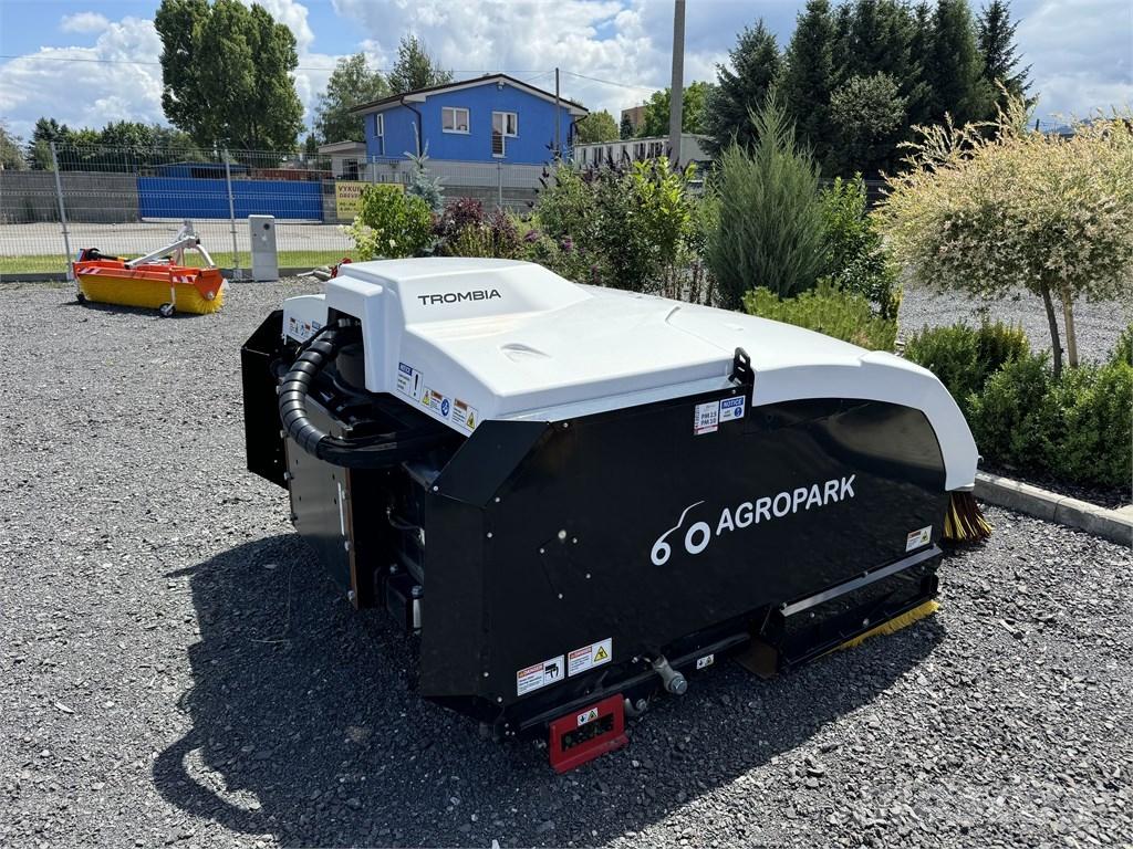  TROMBIA 220 Børster
