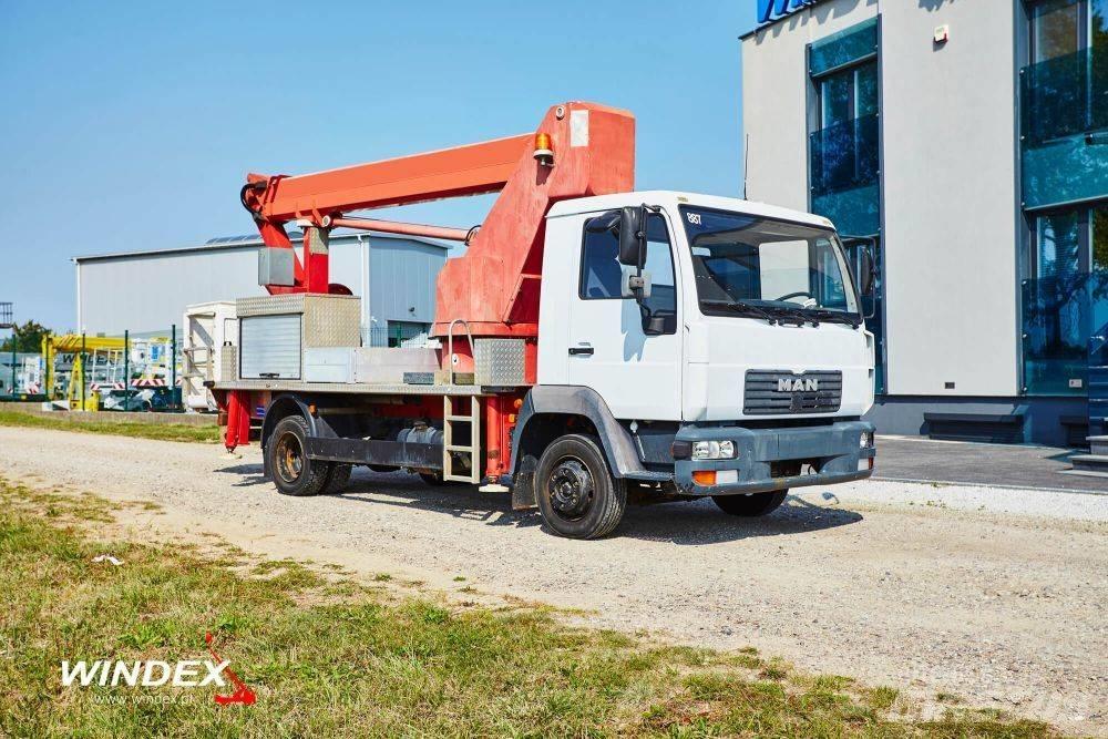 Wumag WT 170 Lastbilmonterede lifte