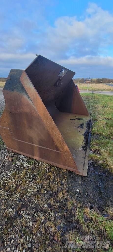 Ljungby L30 Skovle