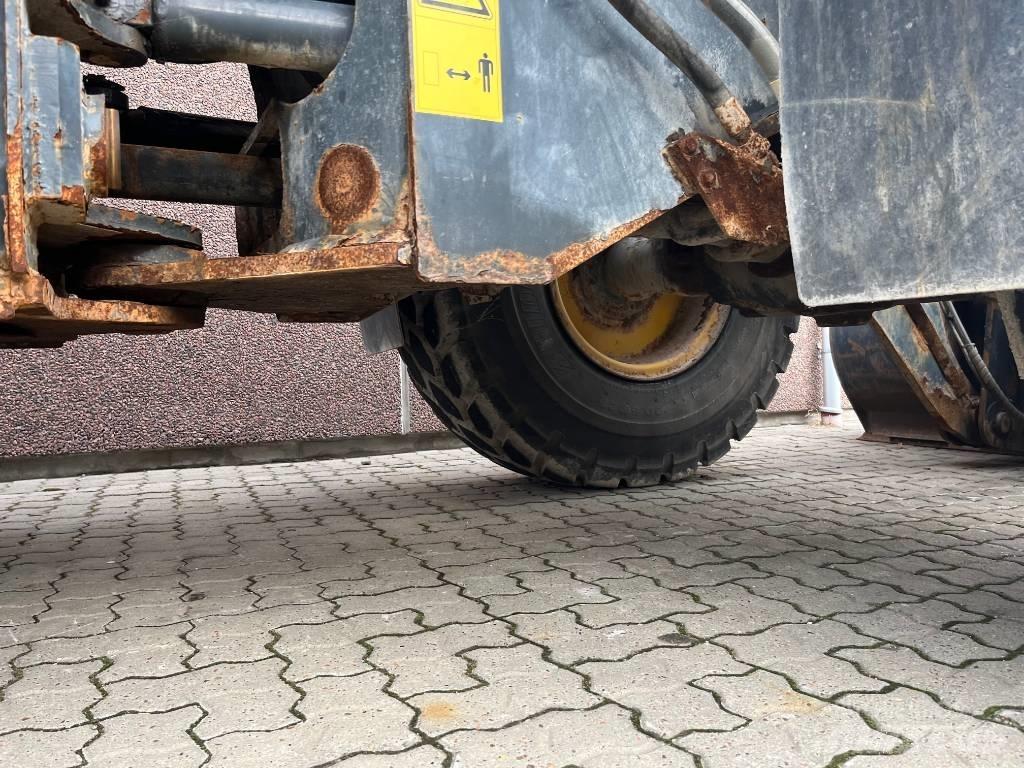 Komatsu WA 250 PZ-5 Læssemaskiner på hjul