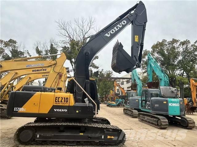 Volvo EC 210 Gravemaskiner på larvebånd