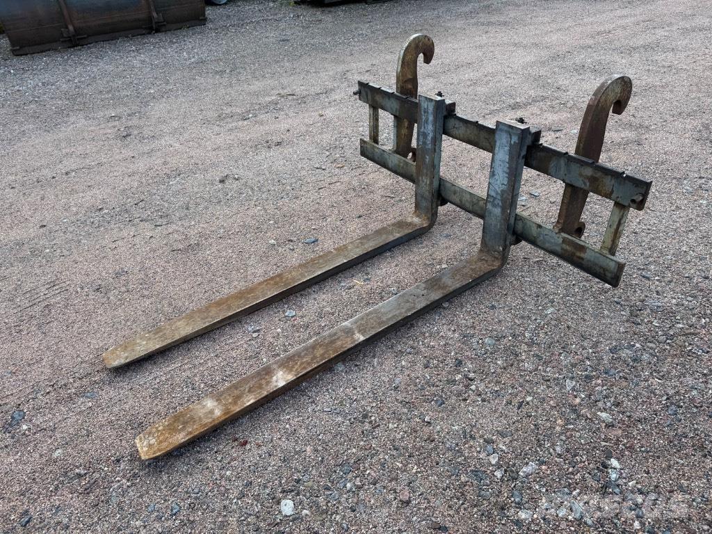 LM Trac 680 Hjælpemaskiner