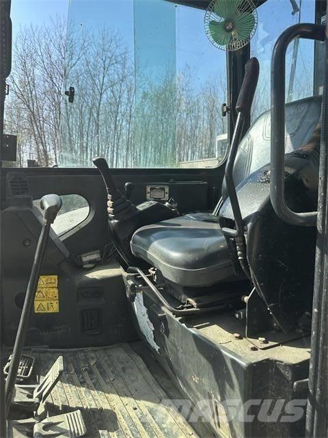 Hitachi ZX50 Gravemaskiner på larvebånd