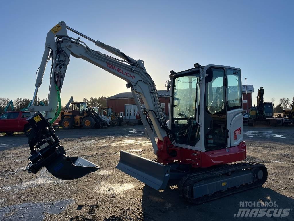Takeuchi TB 335 R Minigravemaskiner