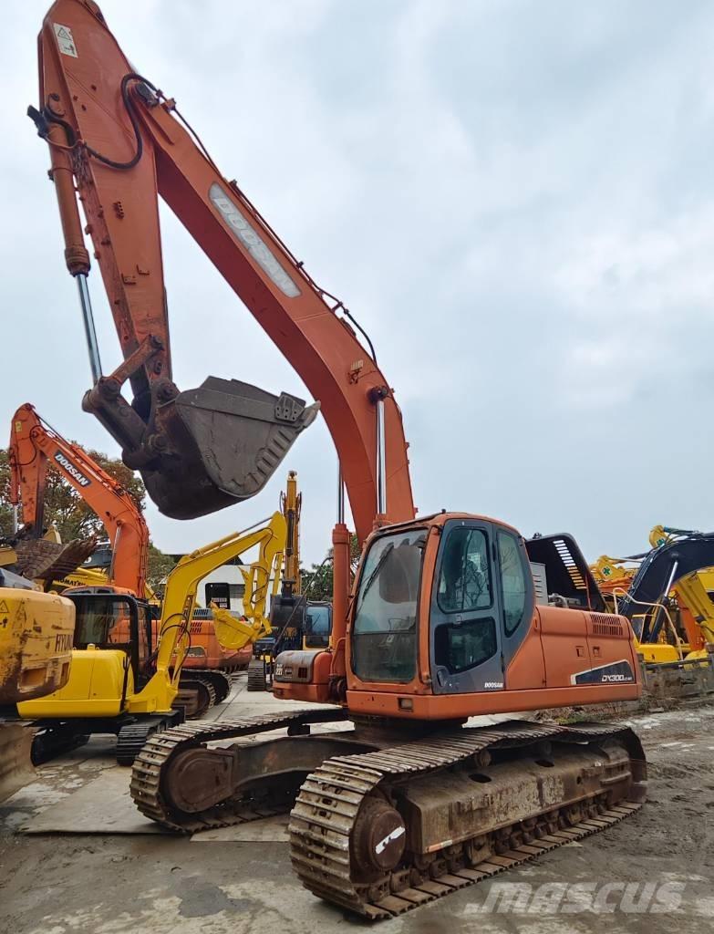 Doosan DX 300 LC Gravemaskiner på larvebånd