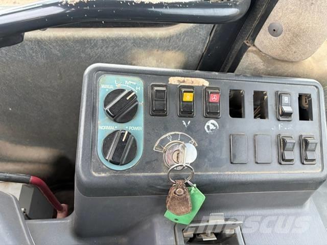 Komatsu WA 470-5H Læssemaskiner på hjul