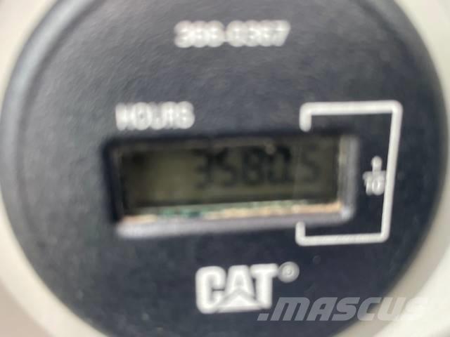 CAT 318FL Gravemaskiner på larvebånd