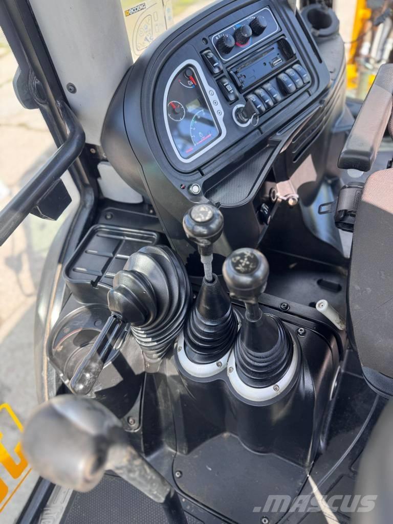 JCB 3 CX Super Rendegravere