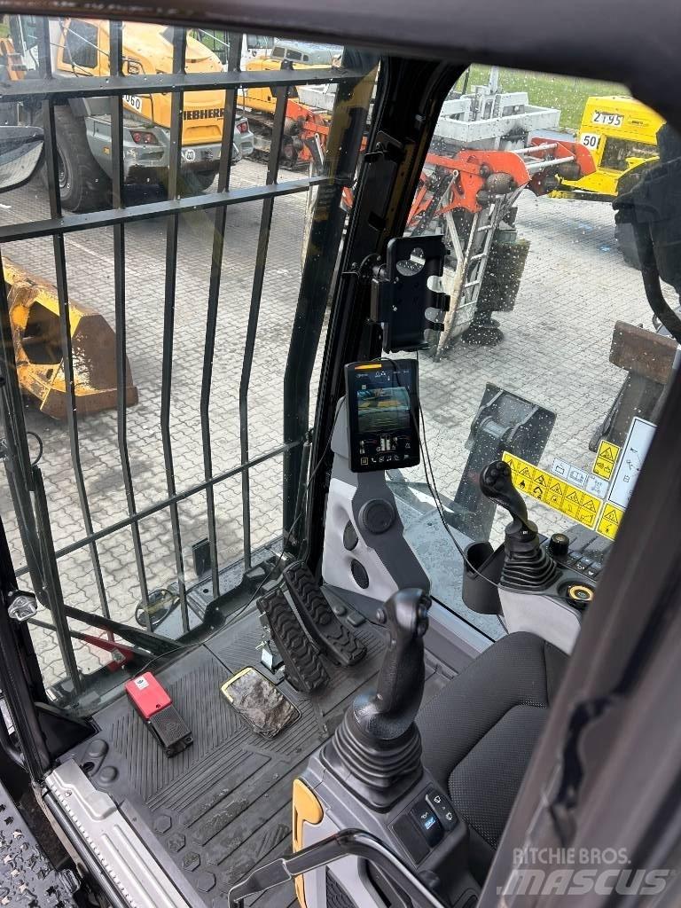 CAT MH 3040 Trucks - Andet
