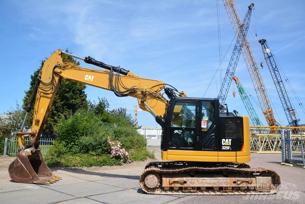 CAT 325 FL CR Gravemaskiner på larvebånd