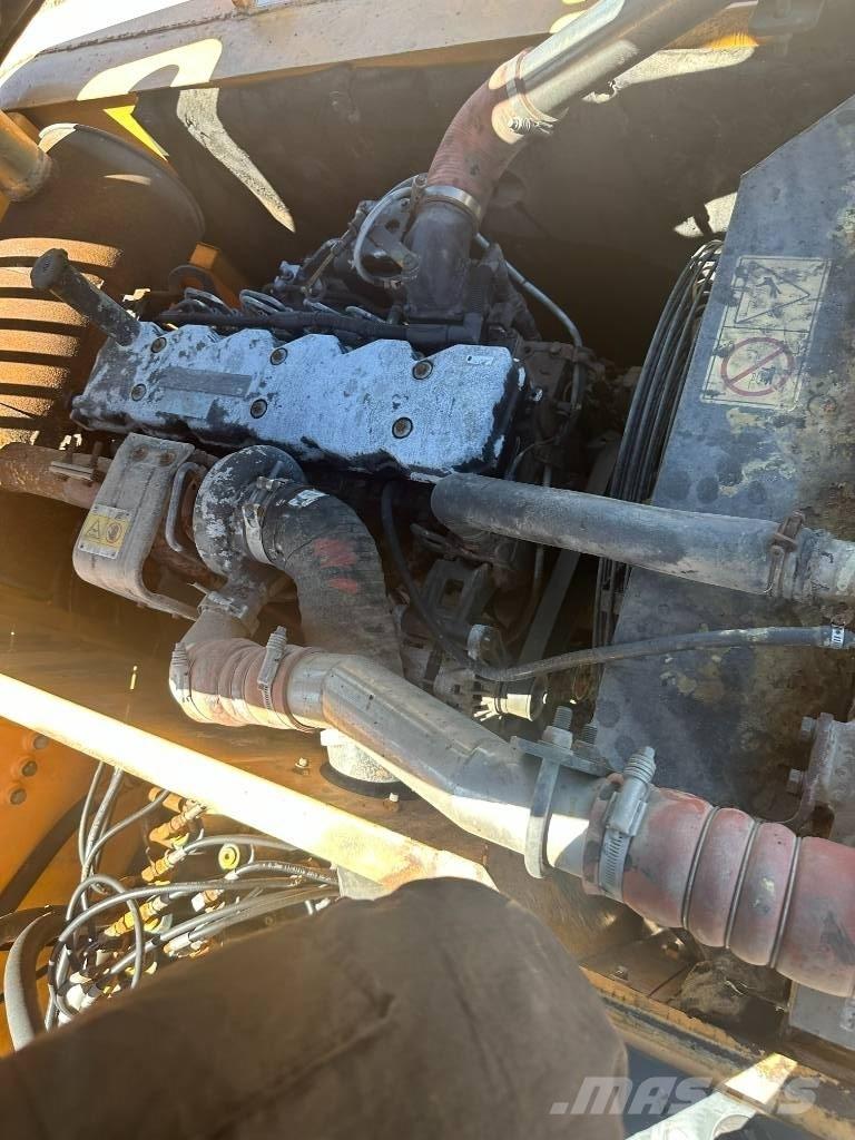 Hyundai 220LC-9S Gravemaskiner på larvebånd