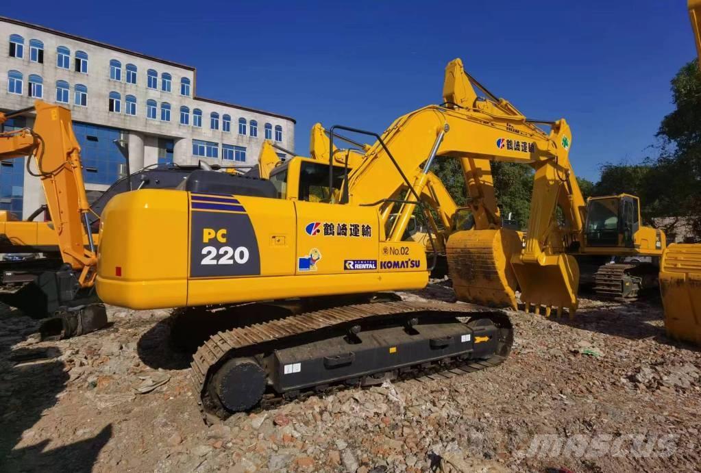 Komatsu PC 220-8 Gravemaskiner på larvebånd